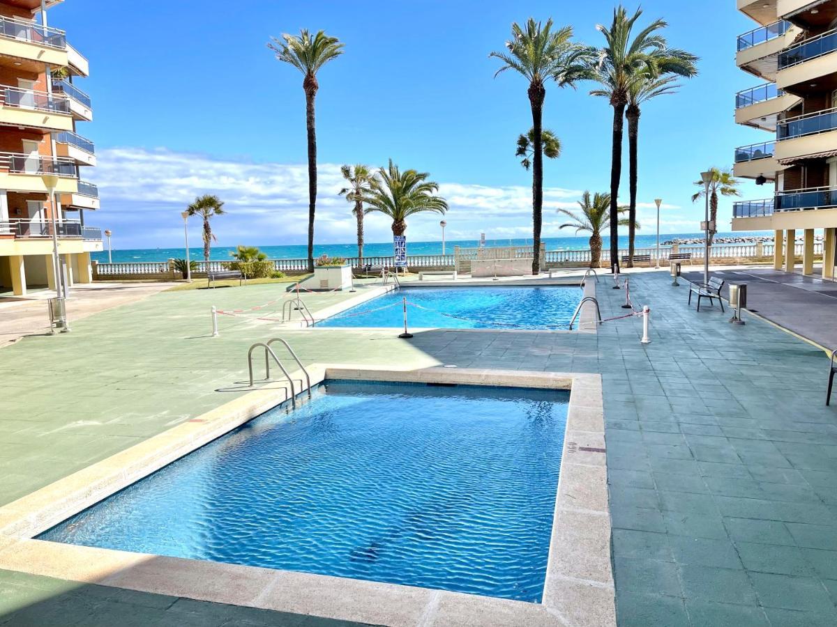 Apartbeach Marina Playa Climatizado Y Vistas Playa Daire Cambrils Dış mekan fotoğraf